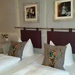 فندق Nuhnetal 3*