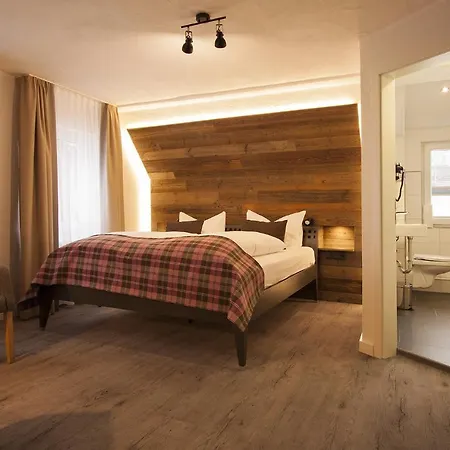 Hotel Nuhnetal 3*